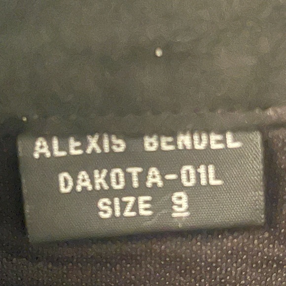 Over the knee black suede boots - Picture 7 of 7